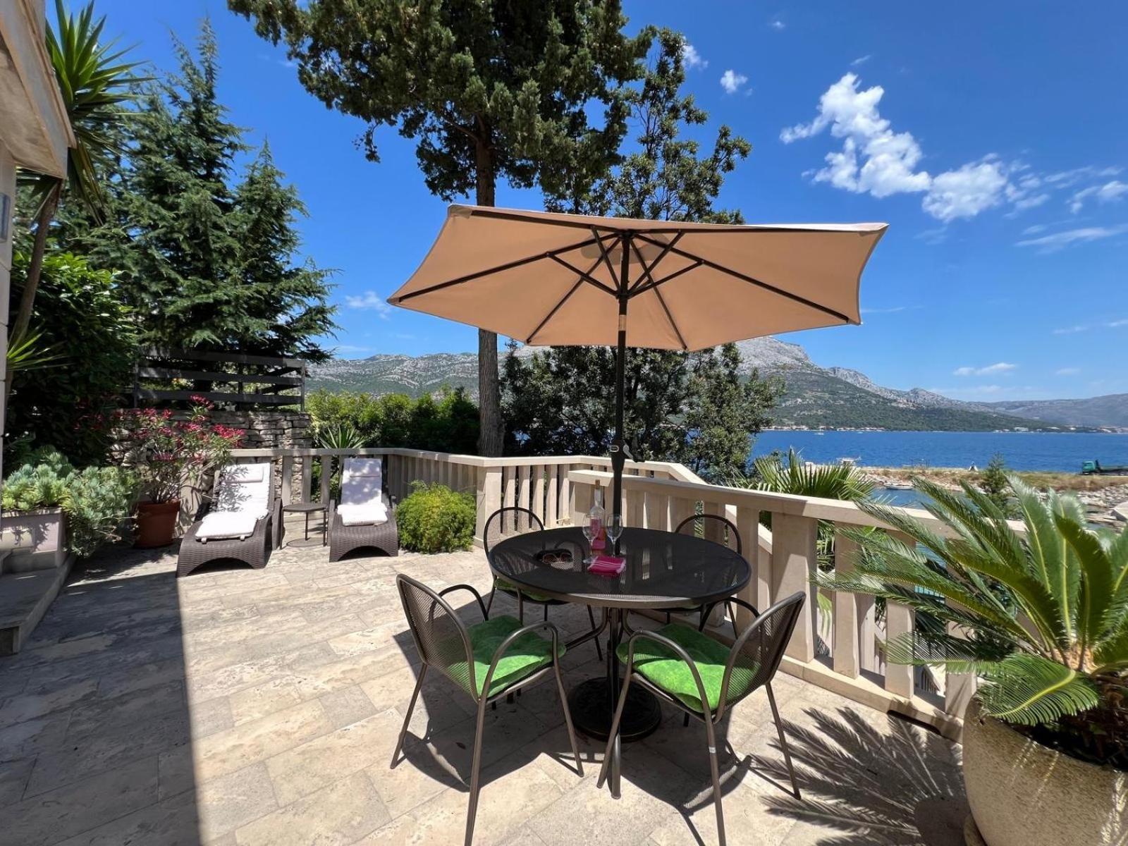 Villa Jade Apartments Front Row Sea View - Walk To Korcula Old Town Medvinjak Exterior foto