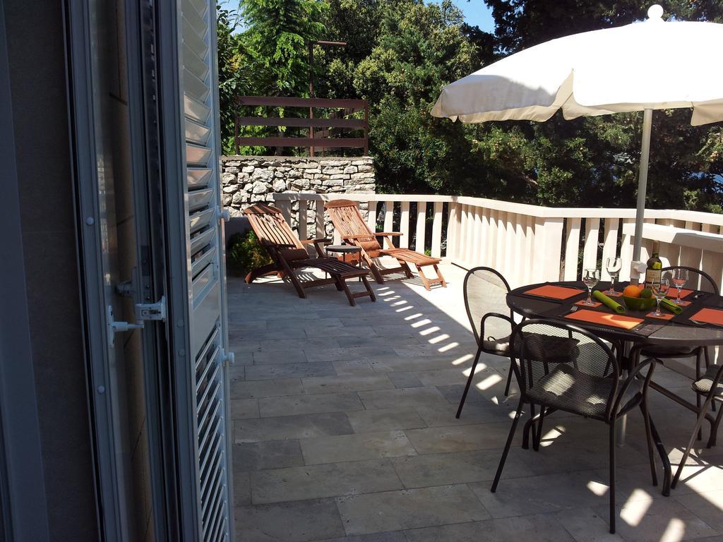 Villa Jade Apartments Front Row Sea View - Walk To Korcula Old Town Medvinjak Exterior foto