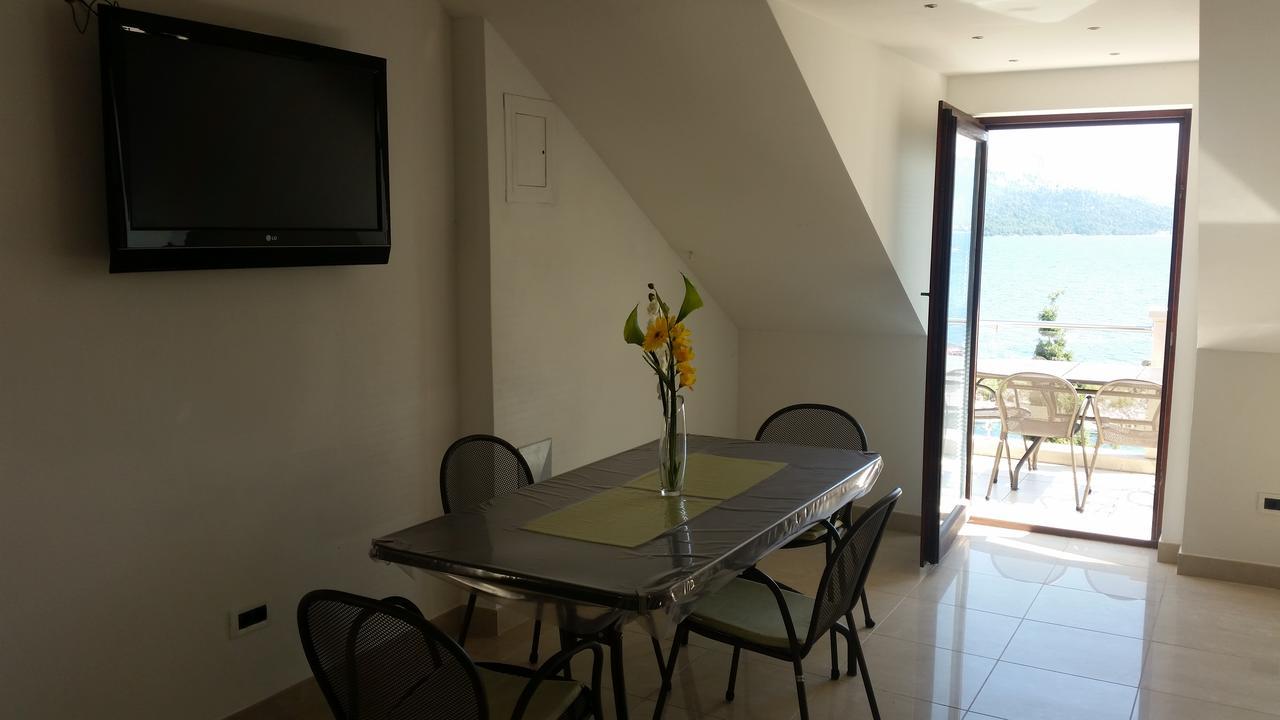 Villa Jade Apartments Front Row Sea View - Walk To Korcula Old Town Medvinjak Exterior foto