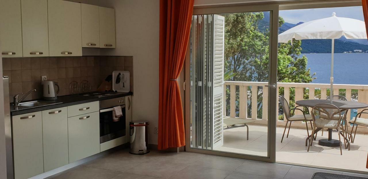 Villa Jade Apartments Front Row Sea View - Walk To Korcula Old Town Medvinjak Exterior foto