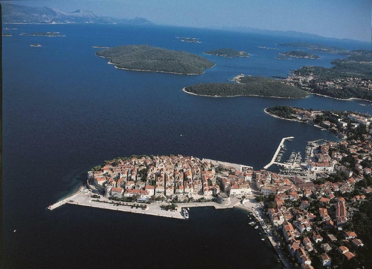 Villa Jade Apartments Front Row Sea View - Walk To Korcula Old Town Medvinjak Exterior foto