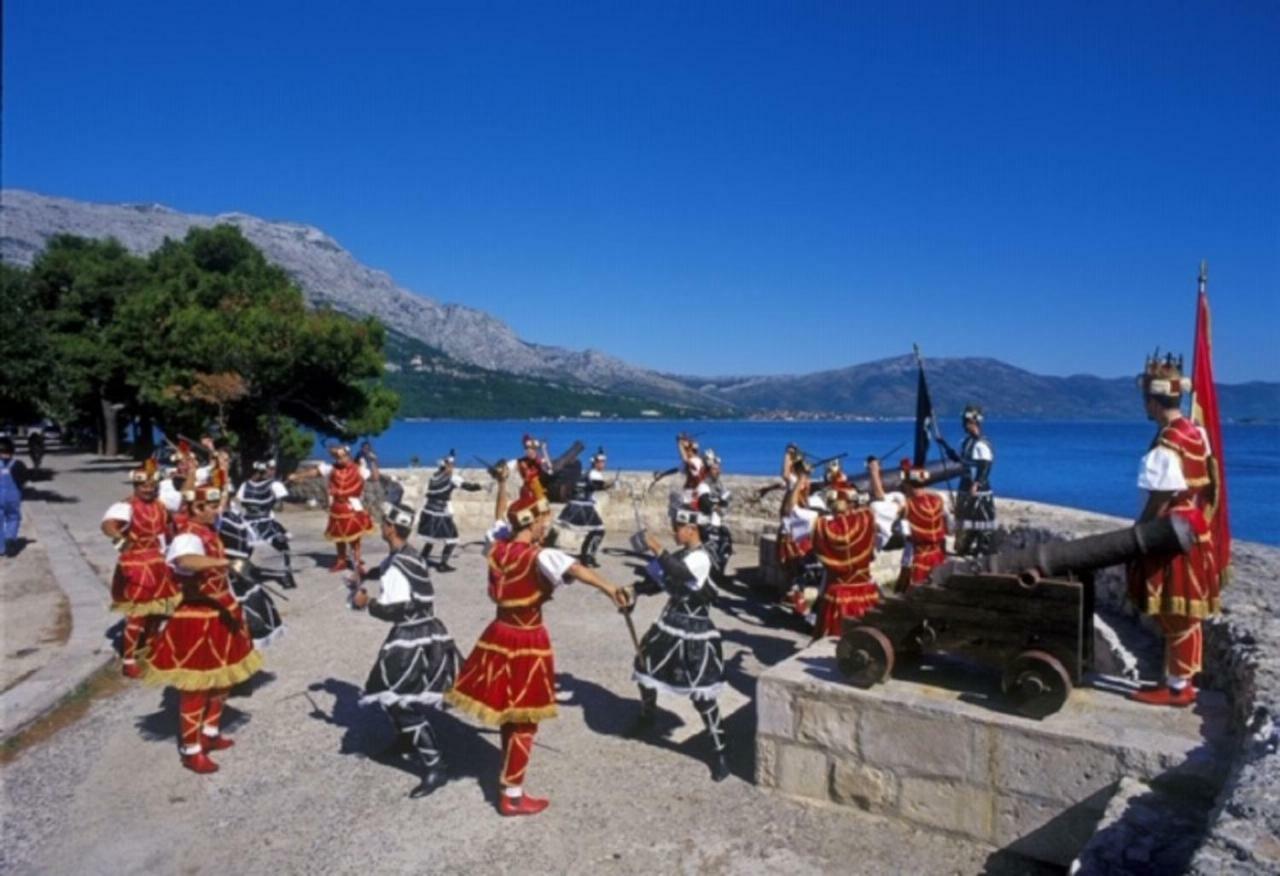 Villa Jade Apartments Front Row Sea View - Walk To Korcula Old Town Medvinjak Exterior foto